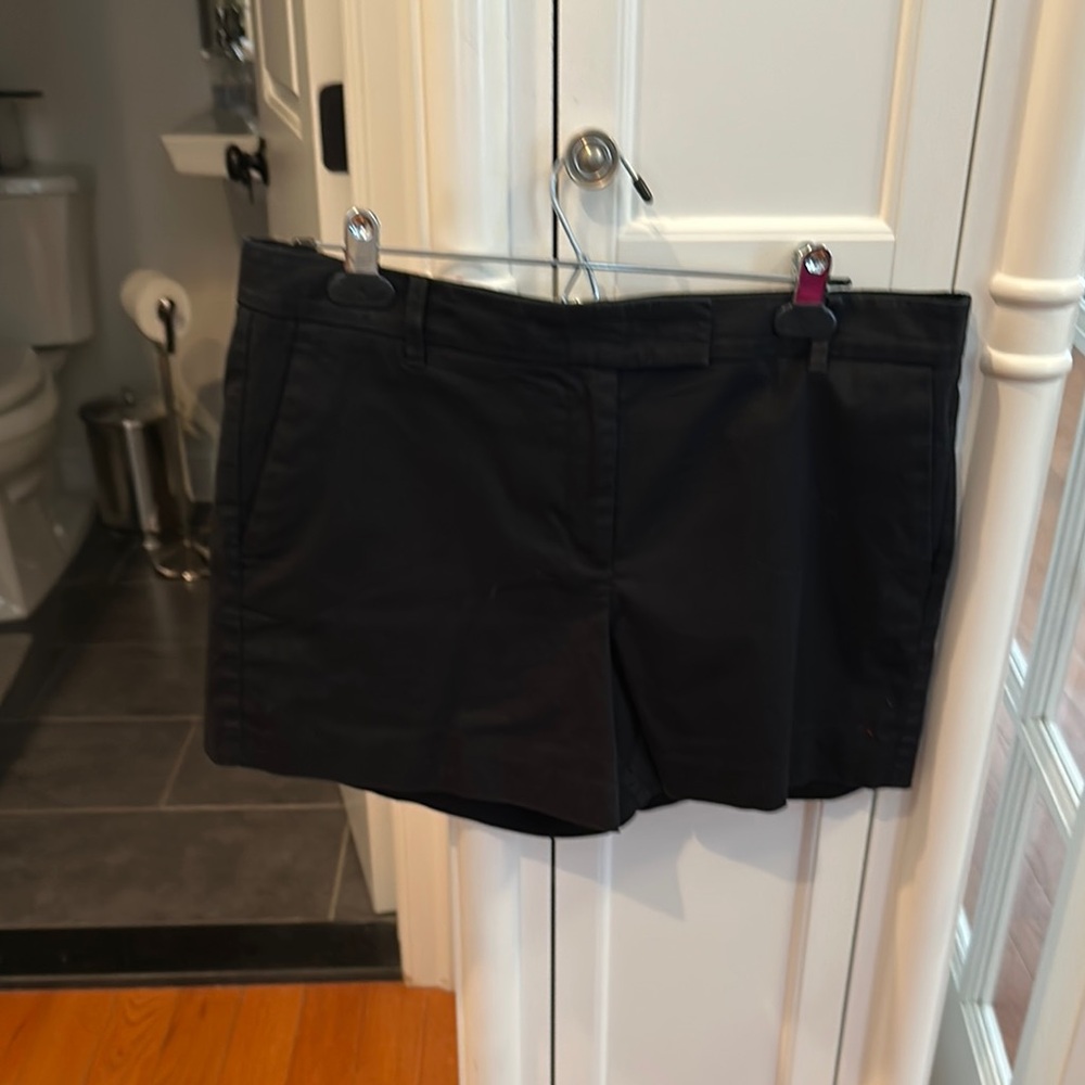 Ann Taylor Women's Classic Black Shorts